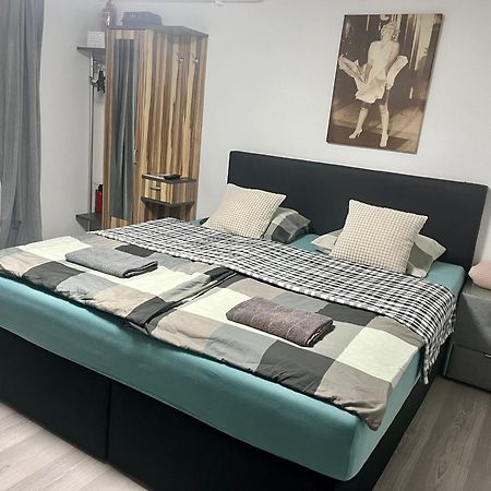 Apartmanek Patricie Room With Kitchenette Suitable For 2 Adults And 2 Children Mikulov Zewnętrze zdjęcie